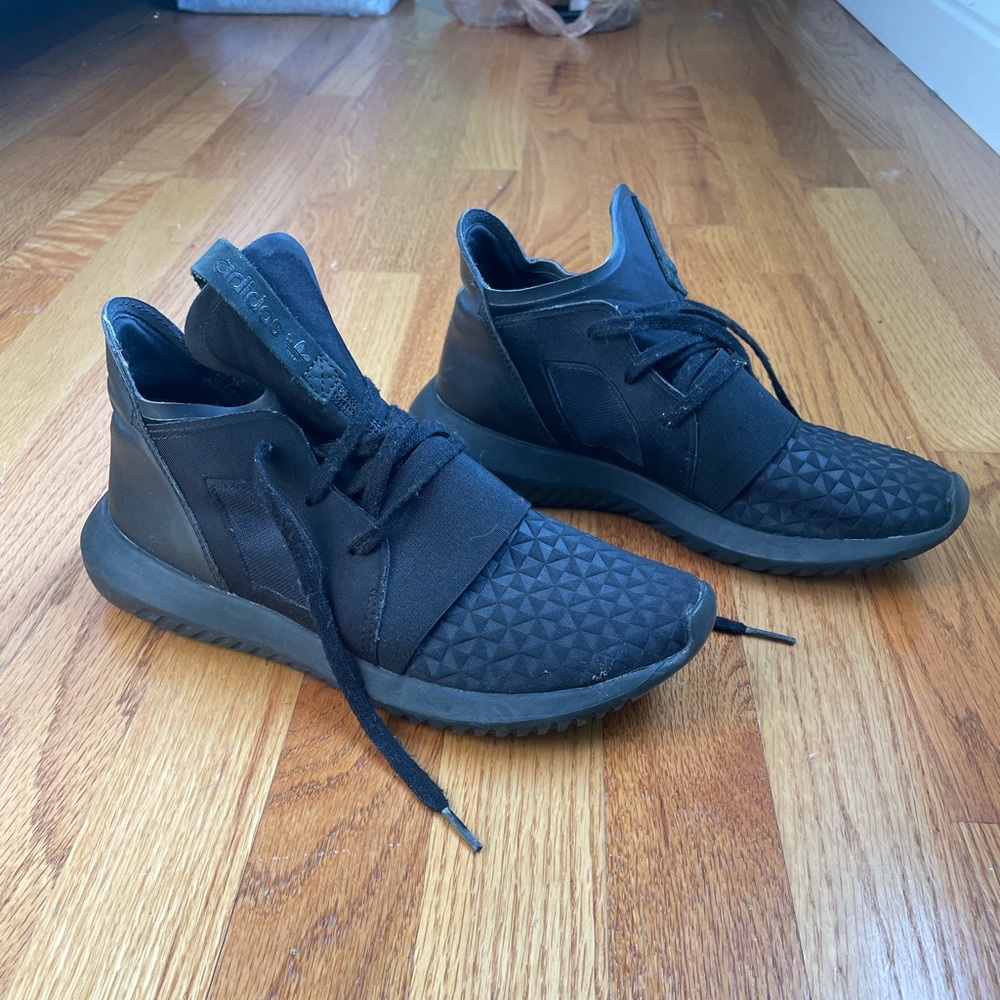 Adidas black sneakers